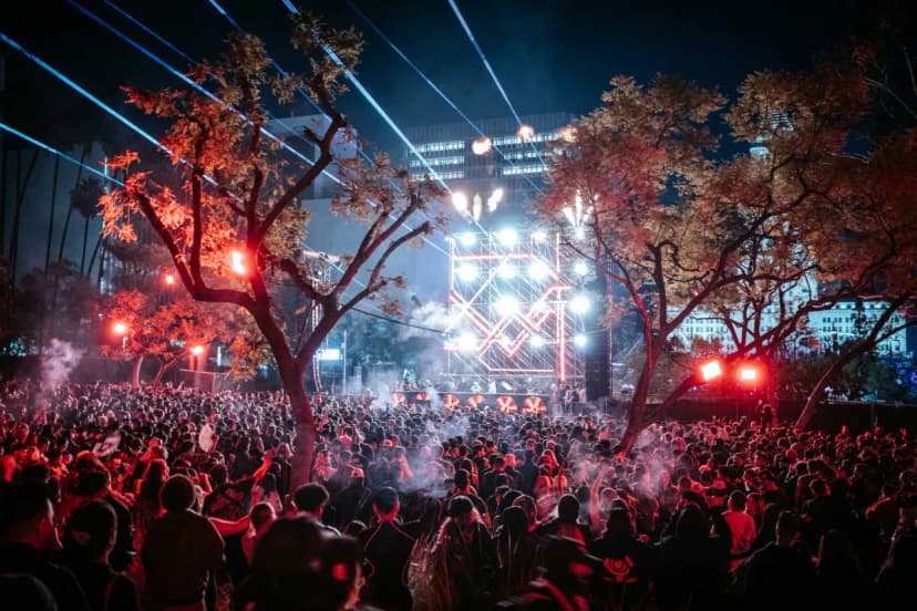 Tech House vs Minimal: The Groove Clash Redefining Club Floors in 2026