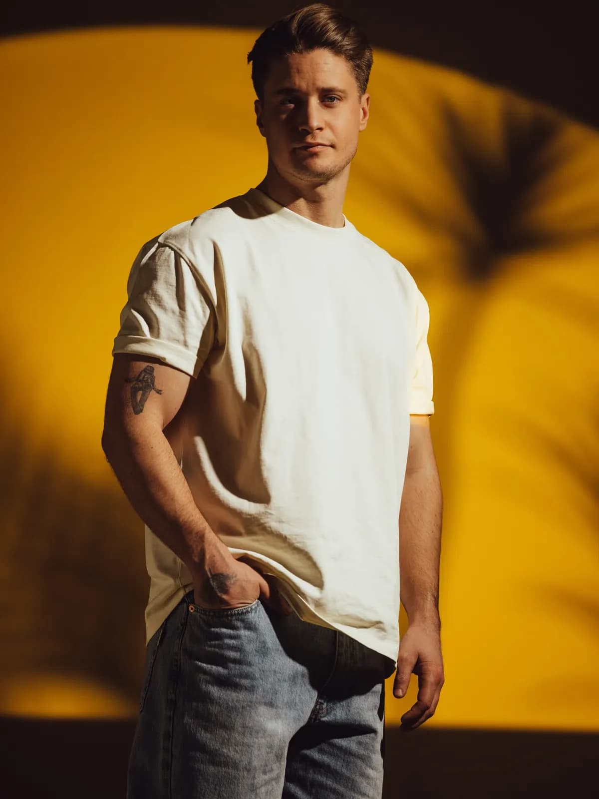 Kygo transforms Sloan Park's LED pyramid into tropical house paradise April 25 at Breakaway Arizona 2026. Palm tree visuals cascade as 30K fans melt into sunset grooves. Desert mainstage magic peaks. 