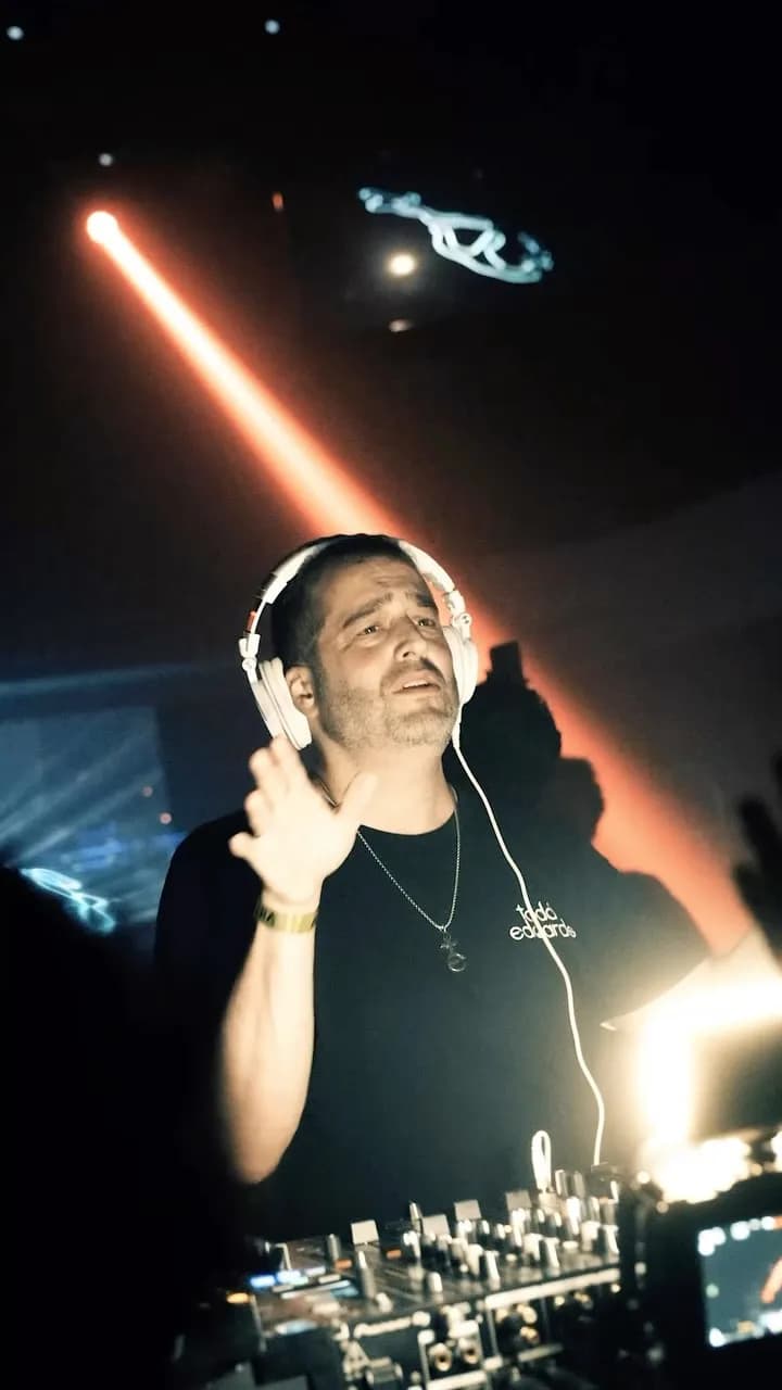 Todd Edwards gears up chopped vocal magic for GALA 26 Friday this May. UK garage icon alert.