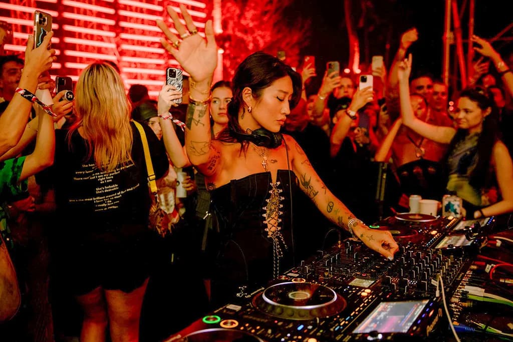 Peggy Gou at EDC Las Vegas and I never want to go home.