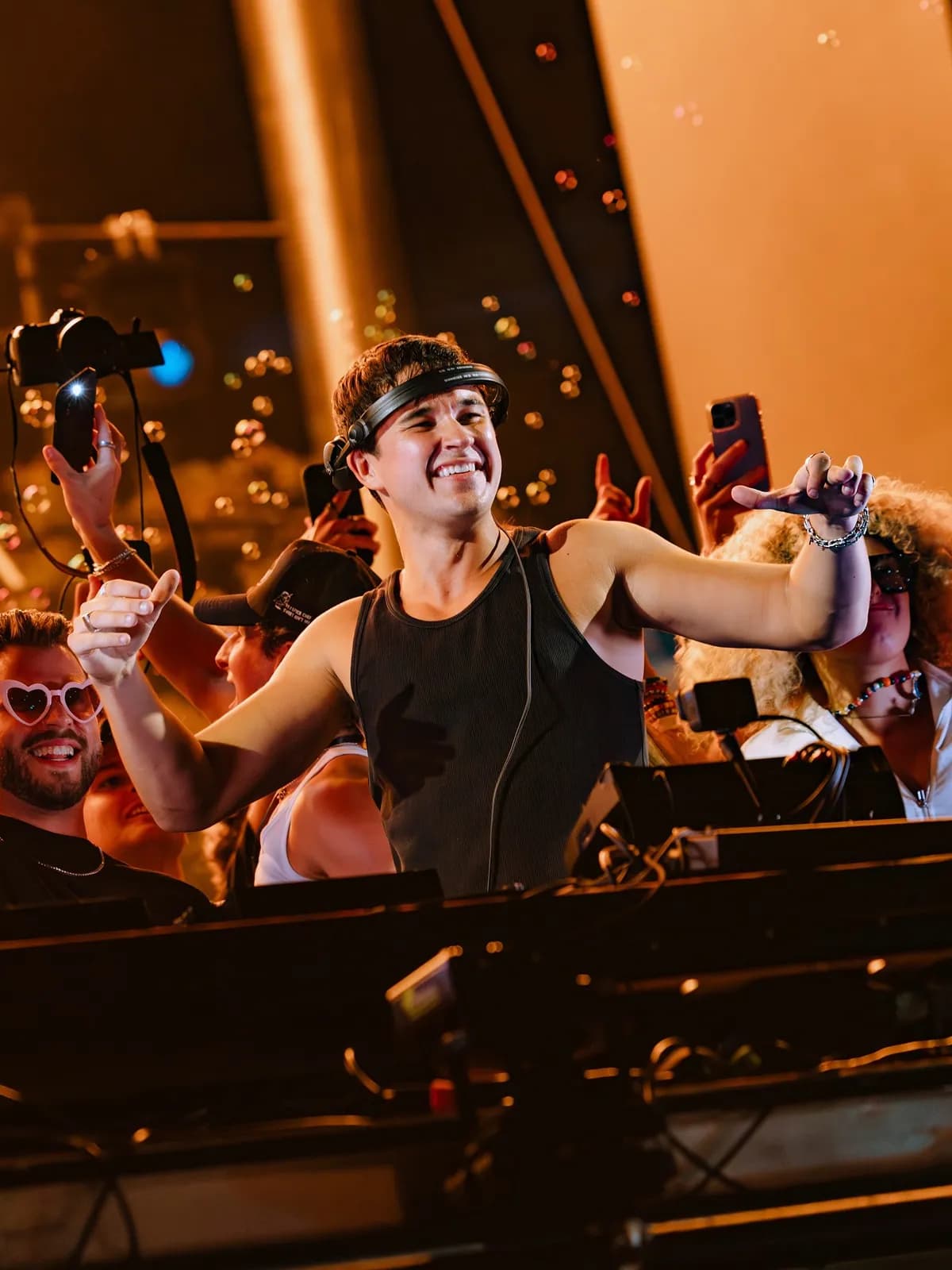 John Summit walked so the kineticFIELD could run. and run it will.