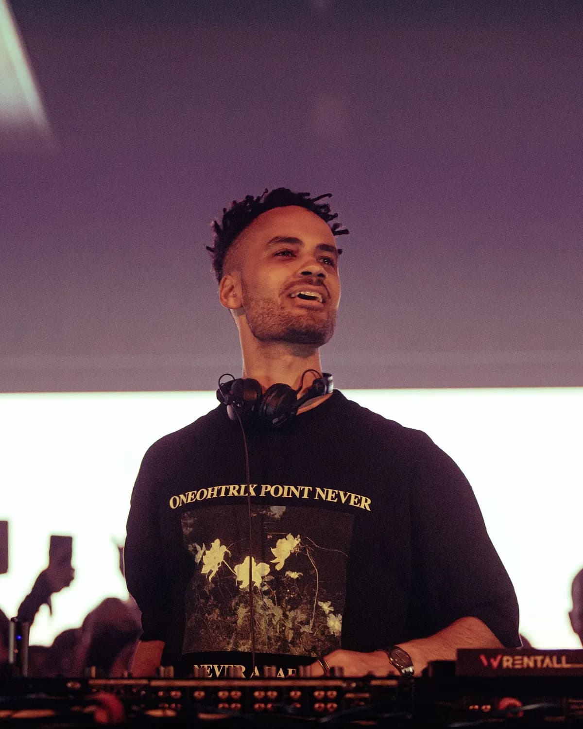 Over 200 million streams, a Grammy on the shelf and a set that will make you feel things you cannot name. Cassian plays BAUM Festival 2026, Bogota. 