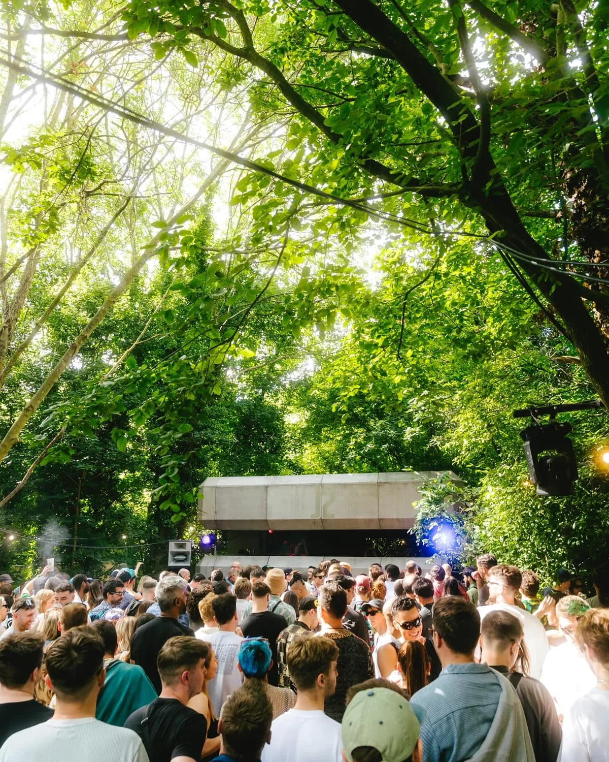 The Woods stage. Deeper sounds, smaller crowd, the kind of set where you actually hear every detail. This is the other half of what Junction 2 is.