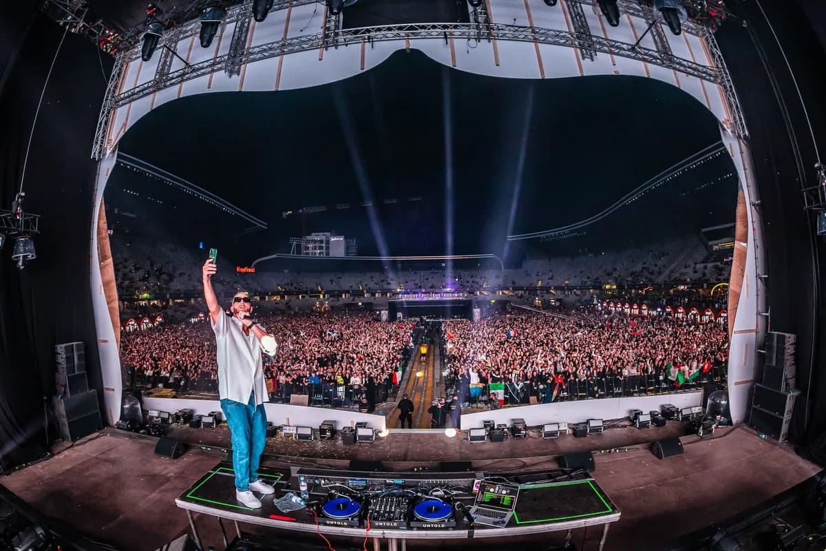 Untold at night. Cluj Arena, 470,000 fans, and four nights of music that goes until the sun comes up. August 6 through 9 and it is going to be something else.