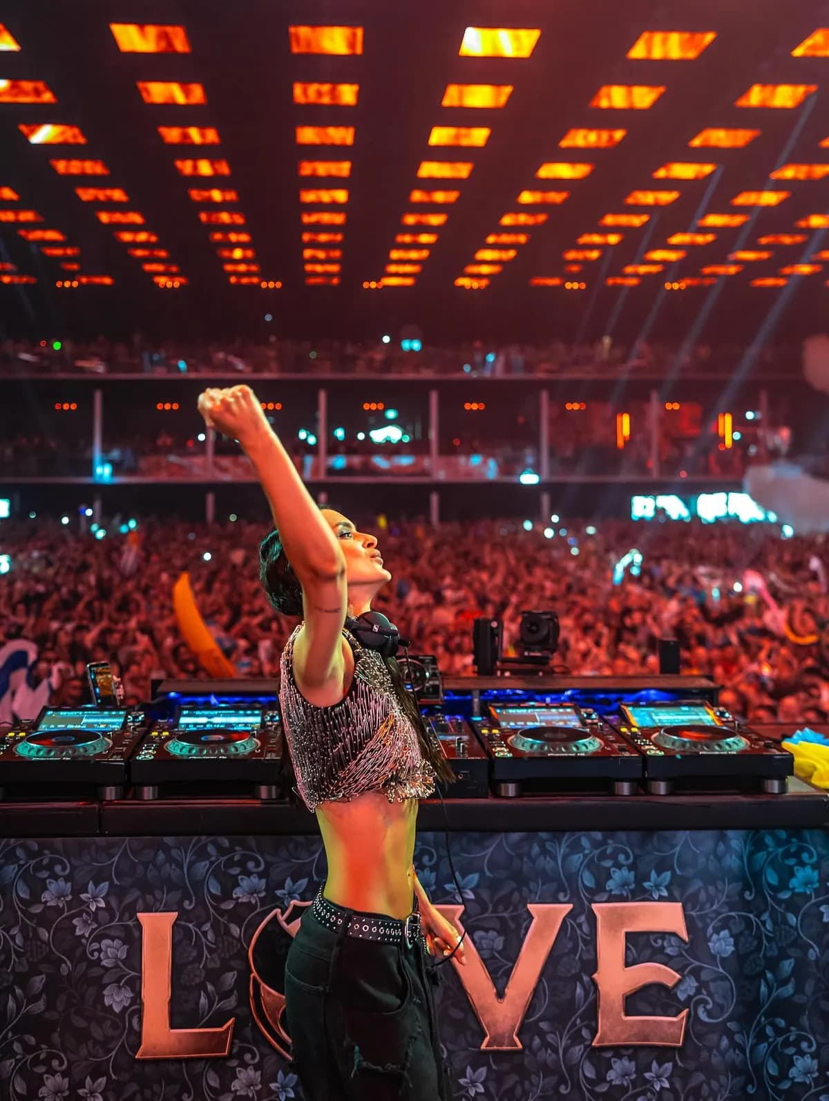 Tomorrowland main stage. Korolova. The Melodic House World found its biggest platform.