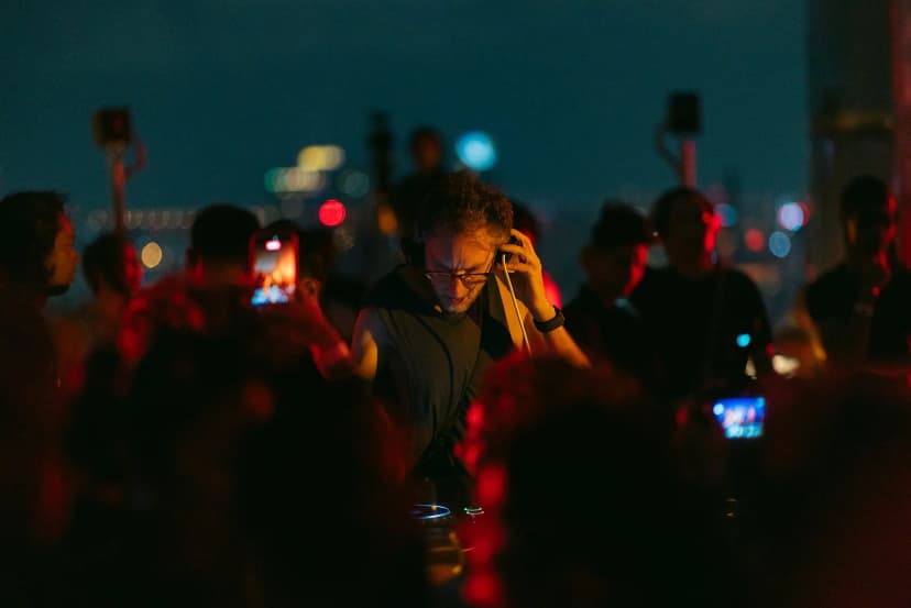 The Best Rooftop Bars for House Music in Bangkok