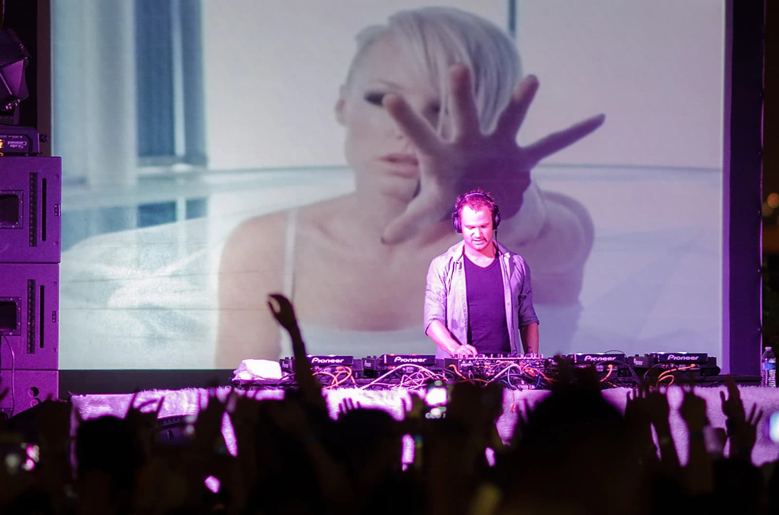 Dash Berlin performing live. Sutorius reclaimed the right to perform under this name in January 2026, after a five-year legal dispute.