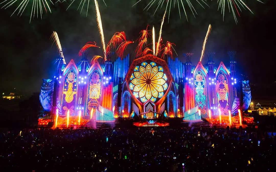 kineticFIELD at a previous EDC Thailand edition.