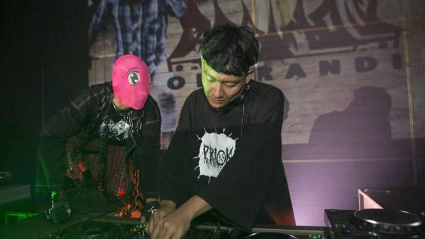 Gabber Modus Operandi Fused Gabber With Balinese Gamelan, and Björk Put Kasimyn on Fossora