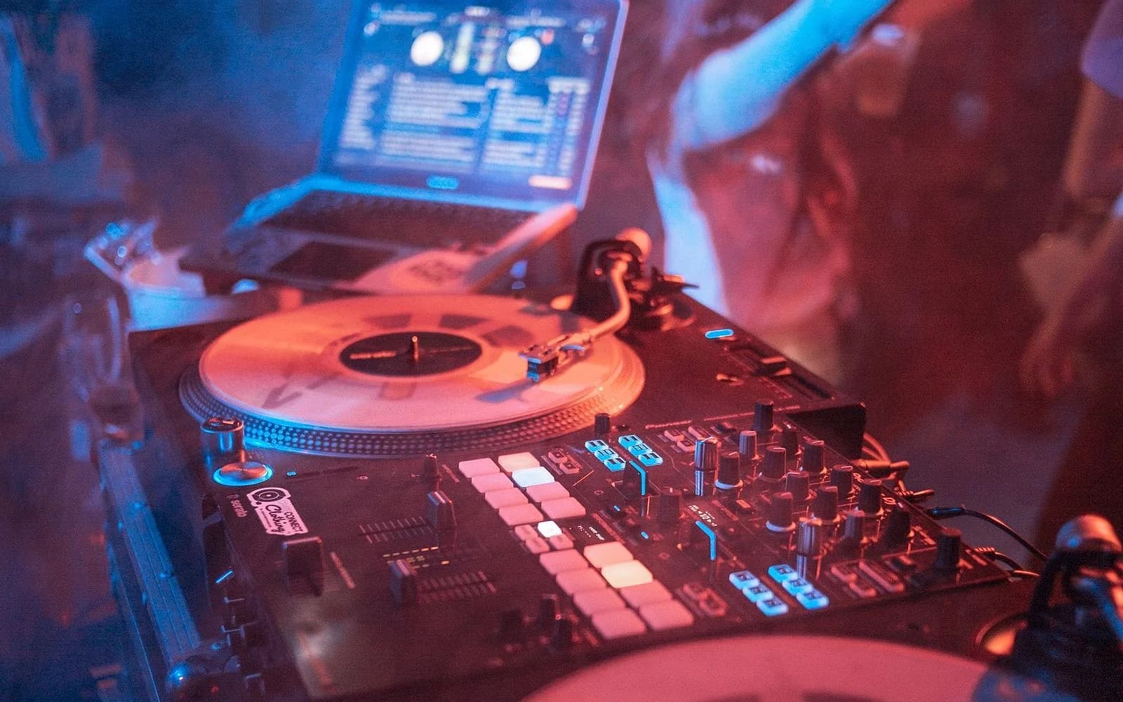 House leans on melodic basslines and layered chords; techno strips the same tools down to rhythm and texture.