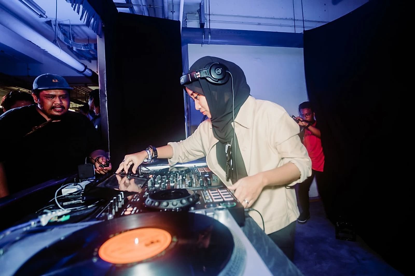 Miko Naiko Learned to DJ From YouTube Tutorials in Ipoh. ALIGN.ONLINE Got Her to Pestapora Jakarta.