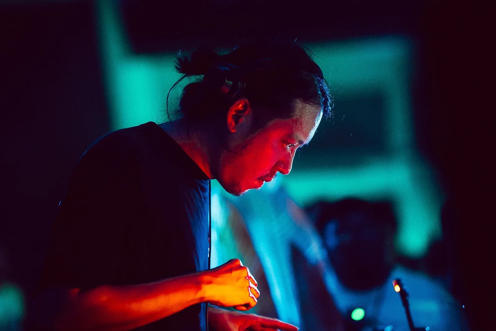 Article cover: Shi Fu Miz Turns 10, and Its Warm-Up Party Just Put Southeast Asia on the Bill