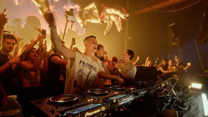 Prospa brings raw tech house fire. Underground energy straight from the decks. Miami 2026 moment.