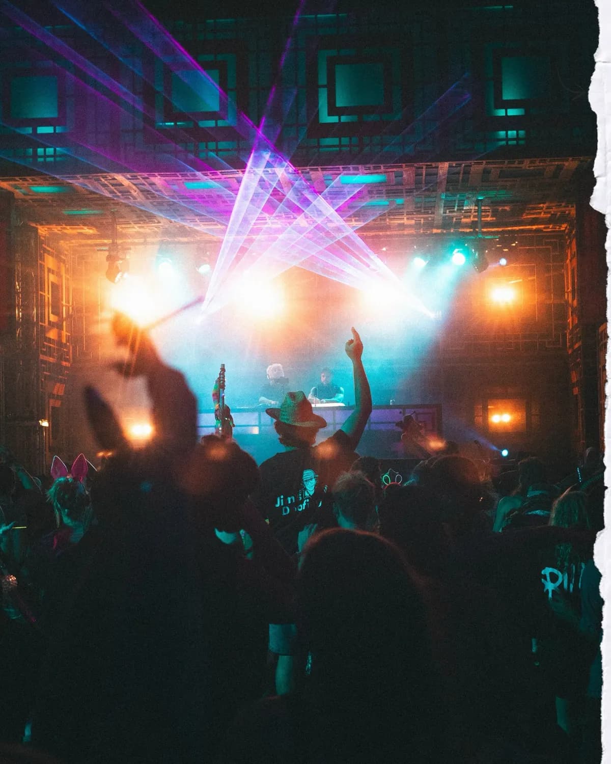 House lovers united: Absorbed in the groove at Rabbits Eat Lettuce 2026, Dumaresq River rhythms, forest crowd alive.