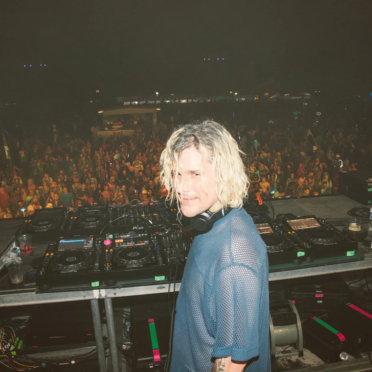 Le Youth in 2026, blending bright melodic house and shimmering neo‑disco into warm, story‑driven club sets.