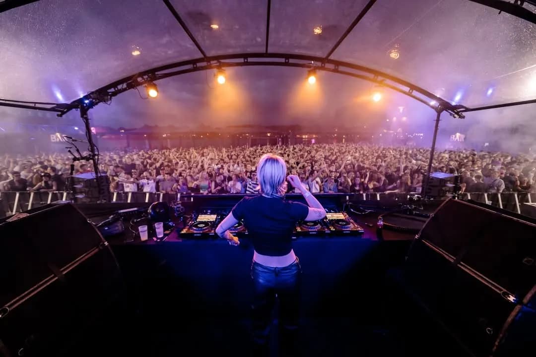 The party starts here and does not stop until Sunday. Extrema Outdoor Belgium, May 22 to 24.