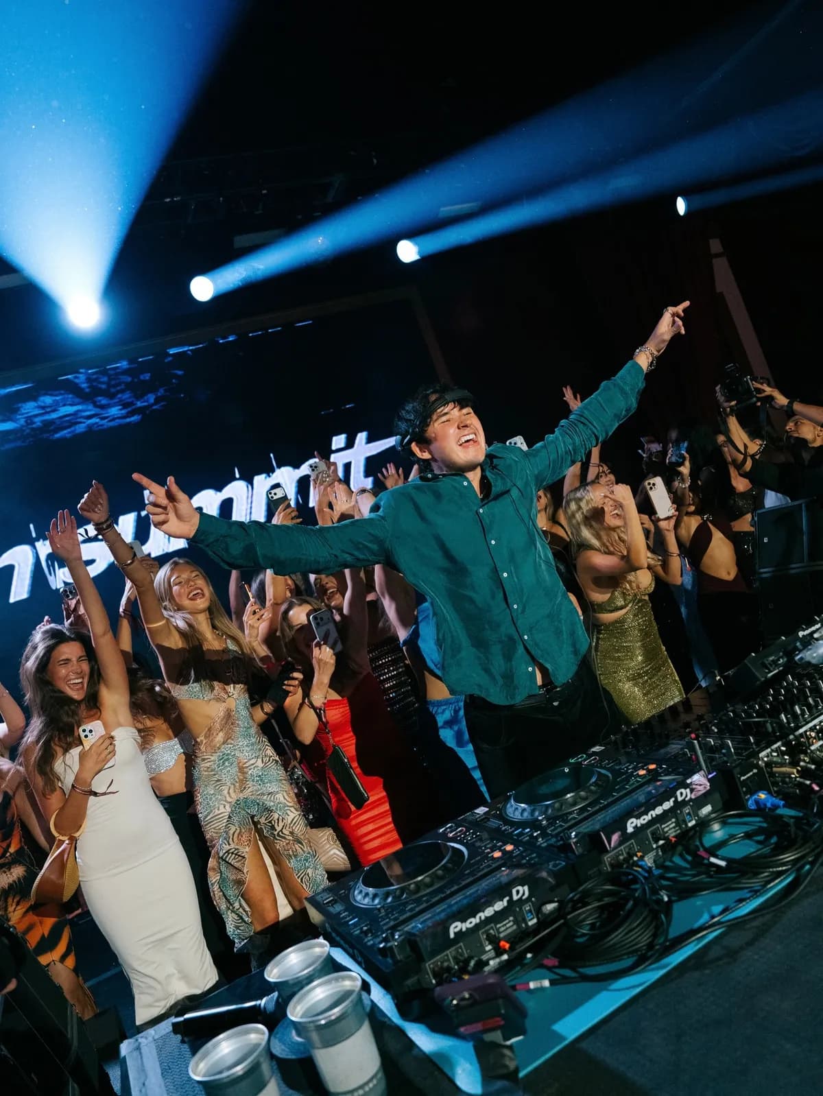 John Summit doing what he does best. Nine weeks of this energy, every Monday, at the world's number one club. Ibiza summer 2026 is sorted.