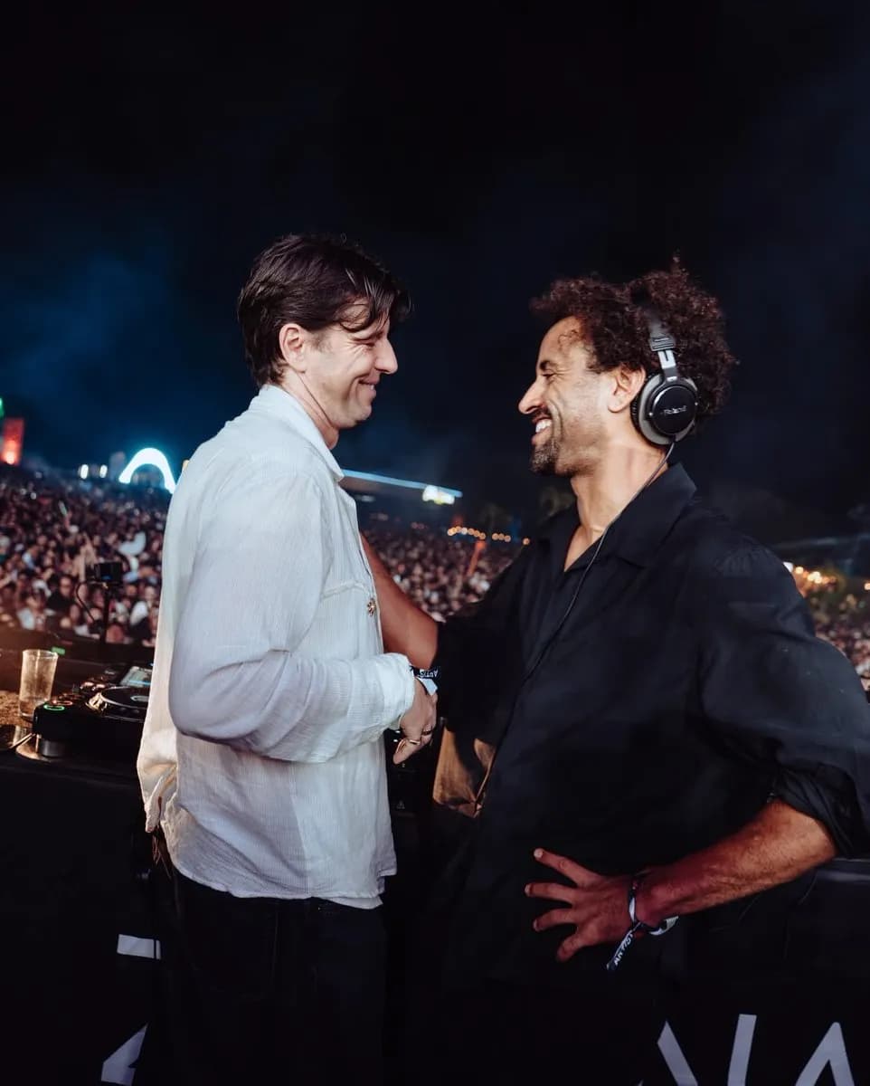 Article cover: DIXON X JIMI JULES AT FRONTÓN BUCARELI – APRIL 17, 2026 CDMX