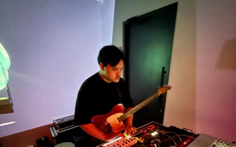 Hajar Asyura Scores Indonesian Horror Films by Day. His Techno Project Just Beat the World on Bandcamp.
