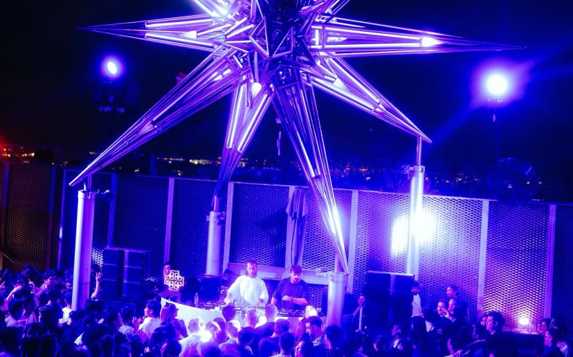 NOVA, CÉ LA VI and Kinki Are the Singapore Rooftop Bars That Actually Book House DJs
